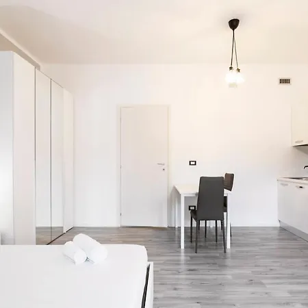 Apartman Central Station -by Flatscollection *